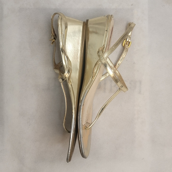 Prada gold T strap sandals with small wedge size 39 - Picture 4 of 15